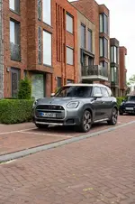 P90528218-mini-countryman-se-all4-10-2023-999px.webp