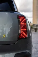 P90528249-mini-countryman-se-all4-10-2023-999px.webp
