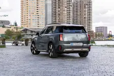 P90528242-mini-countryman-se-all4-10-2023-2250px.webp