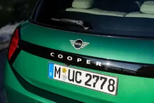 P90568851-mini-cooper-c-09-2024-2250px.webp