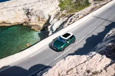 P90568838-mini-cooper-c-09-2024-2250px.webp