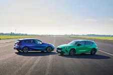 he-all-new-bmw-1-series-family-shot-09-2024-2250px.webp