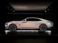 P90571413-rolls-royce-spectre-lunaflair-2000px.webp