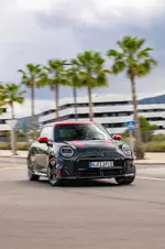 -the-mini-john-cooper-works-electric-10-2024-999px.webp