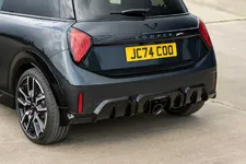 P90573977-mini-john-cooper-works-10-2024-2249px.webp