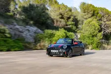 -mini-john-cooper-works-convertible-10-2024-2249px.webp