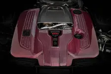 ROCKET GTS_Black Carbon_Studio klein (16).webp