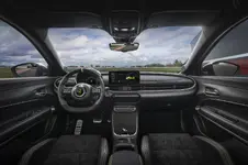 Abarth 600e Scorpionissima (04).webp