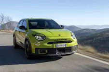 Abarth 600e Turismo(23).webp