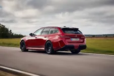 90576193-the-all-new-bmw-m5-touring-10-2024-2250px.webp