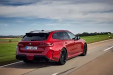 90576204-the-all-new-bmw-m5-touring-10-2024-2250px.webp