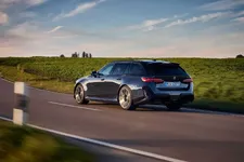 90576080-the-all-new-bmw-m5-touring-10-2024-2250px.webp