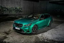 90576316-the-all-new-bmw-m5-touring-10-2024-2250px.webp