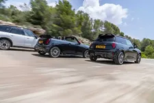 mini-john-cooper-works-model-family-11-2024-2250px.webp