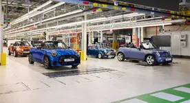 rt-of-production-of-mini-cooper-convertible-2759px.webp