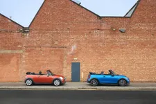 rt-of-production-of-mini-cooper-convertible-2248px.webp