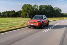 P90577154-mini-aceman-se-11-2024-2250px.webp