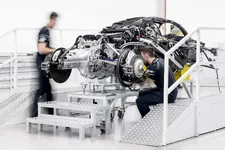 aston-martin-valkyrie-production-in-gaydon-u-k_100813708_h.webp