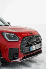 83-mini-countryman-s-all4-in-winter-12-2024-1000px.webp