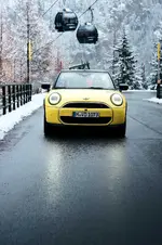 82713-mini-cooper-cabrio-s-in-winter-12-2024-999px.webp