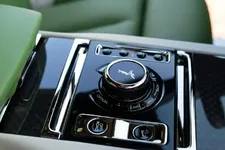 inan-series-ii-captain-finished-in-gunmetal-2250px.webp