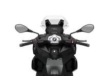 P90571791-the-new-bmw-c-400-x-10-2024-2121px.webp
