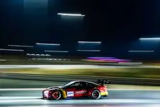 series-24-hours-dubai-customer-racing-parad-2250px.webp