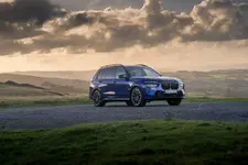 P90485067-bmw-x7-m60i-xdrive-2250px.webp