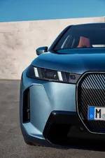 x-xdrive60-arctic-race-blue-metallic-01-2025-999px.webp