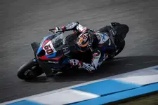 st-rokit-bmw-motorrad-worldsbk-team-bmw-m-1-2249px.webp