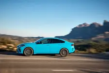 w-m235-xdrive-gran-coupe-miami-blue-02-2025-2249px.webp