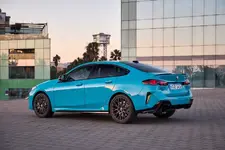 w-m235-xdrive-gran-coupe-miami-blue-02-2025-2249px.webp