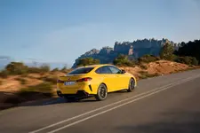 m235-xdrive-gran-coupe-speed-yellow-02-2025-2250px.webp