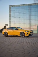 -m235-xdrive-gran-coupe-speed-yellow-02-2025-999px.webp