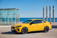 m235-xdrive-gran-coupe-speed-yellow-02-2025-2249px.webp