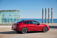 ew-bmw-2-series-gran-coupe-fire-red-02-2025-2250px.webp