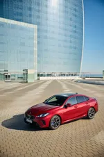 new-bmw-2-series-gran-coupe-fire-red-02-2025-999px.webp
