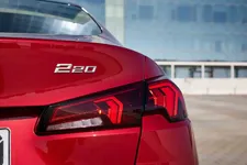 ew-bmw-2-series-gran-coupe-fire-red-02-2025-2250px.webp