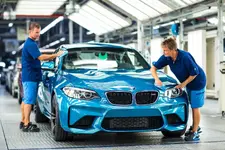 tion-of-bmw-m2-coup-assembly-finish-10-2015-2249px.webp