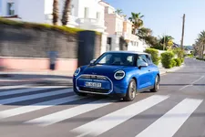 P90550279-mini-cooper-se-05-2024-2250px.webp