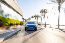P90550275-mini-cooper-se-05-2024-2250px.webp