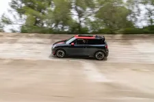 the-mini-john-cooper-works-electric-10-2024-2250px.webp