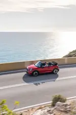 P90588554-mini-cooper-convertible-s-03-2025-1000px.webp