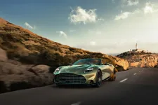 Aston Martin Vanquish Volante_01.webp