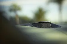 Aston Martin Vanquish Volante_22.webp