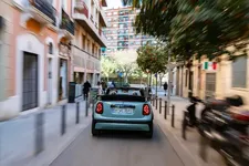 P90588661-mini-cooper-convertible-s-04-2025-2250px.webp