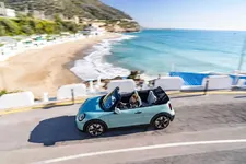 P90588665-mini-cooper-convertible-s-04-2025-2250px.webp