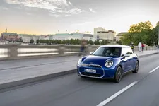 P90527265-mini-cooper-se-10-2023-2249px.webp