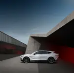 Aston Martin DBX S_5.webp