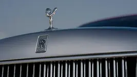 P90597248-rolls-royce-phantom-2667px.webp